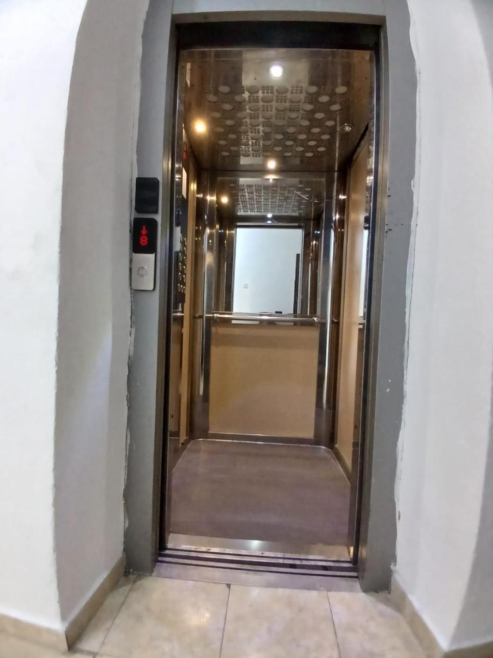 בראט Muska Comfy Apartment מראה חיצוני תמונה