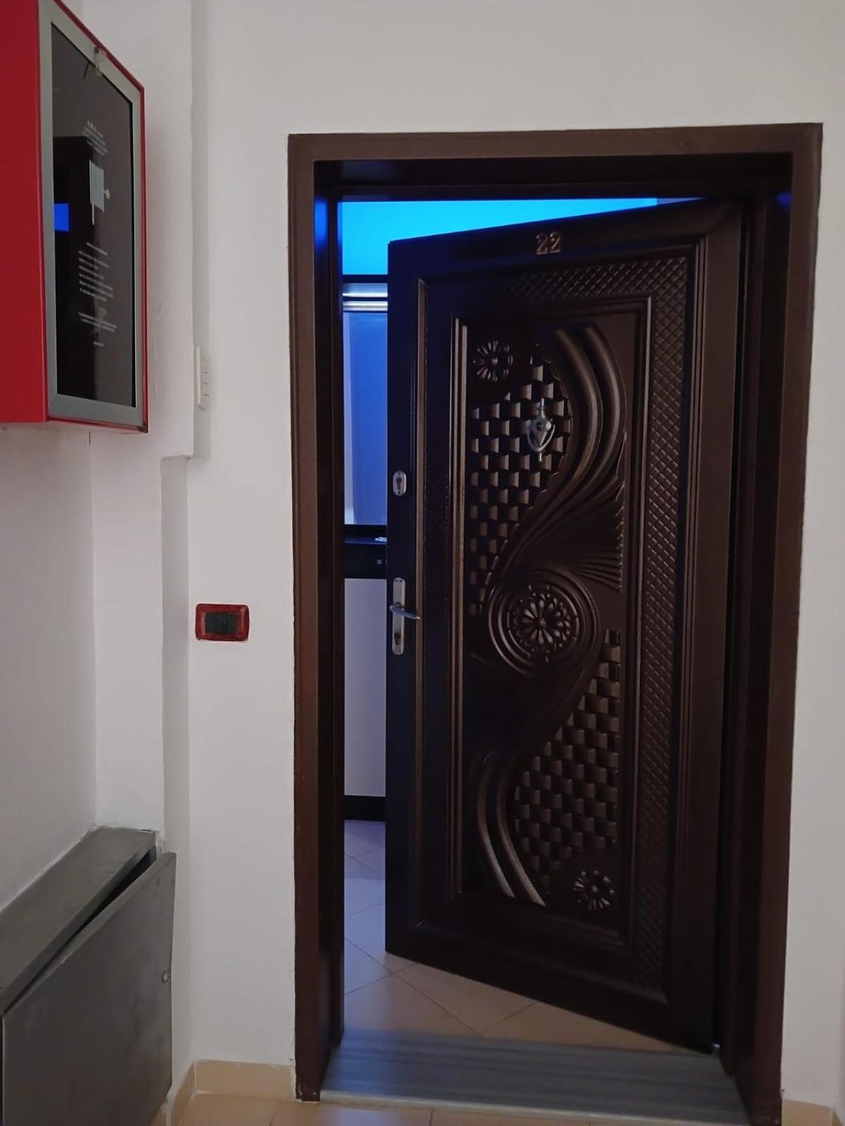 בראט Muska Comfy Apartment מראה חיצוני תמונה
